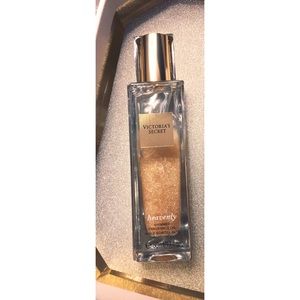 Sold! Victoria’s Secret Heavenly Shimmer Oil!